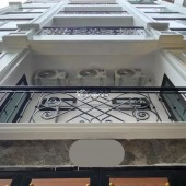 Bán nhà mới phố Tân mai, quận Hoàng Mai, 5 tầng giá 6 tỷ